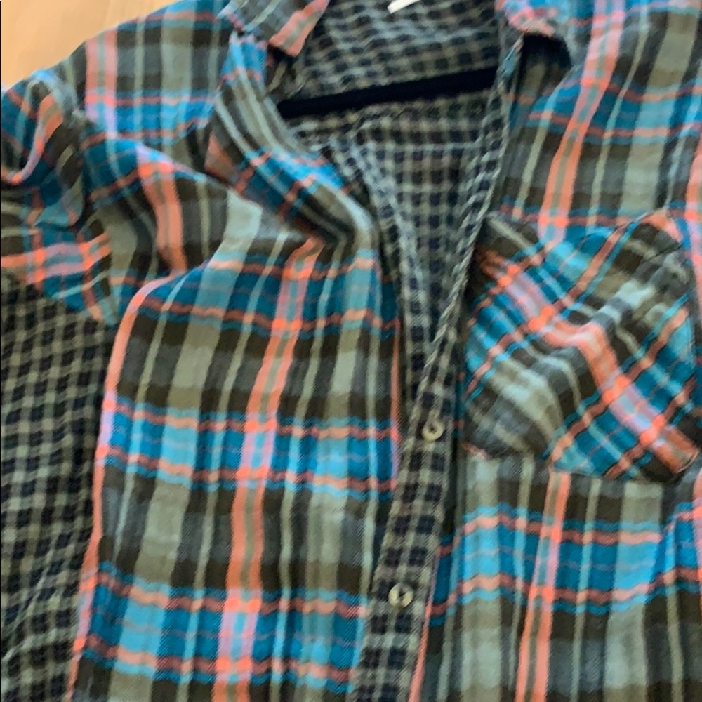 Flannel - Picture 3 of 4